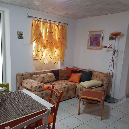 Dobrinj Apartment 2 Luaran gambar
